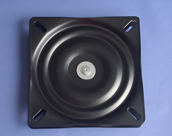 Drehscheibe / Drehteller / Drehplatte aus schwarz lackiertem Stahl für Bootssitz